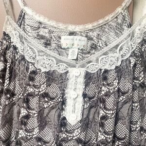 Kimchi Blue Monochrome Lace Dress